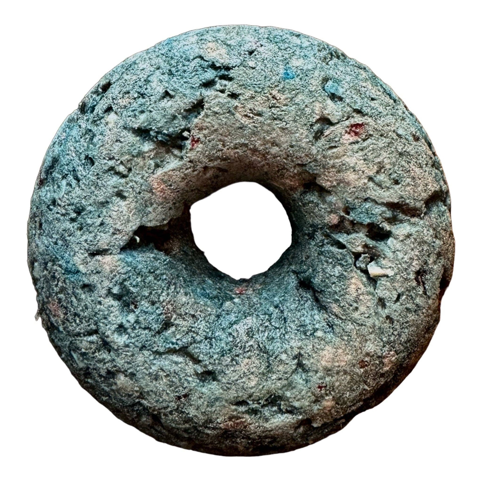 Donut - Duck & Spirulina- Freeze-Dried Treat for Dogs & Cats