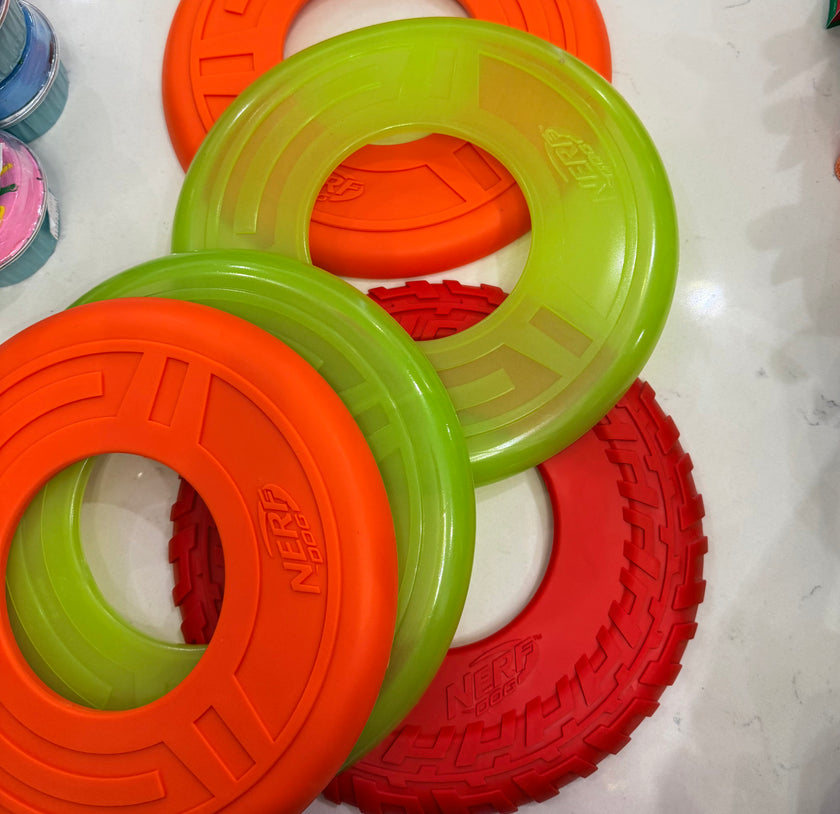 Flying Dog Fetch Frisbee Toy 1ct