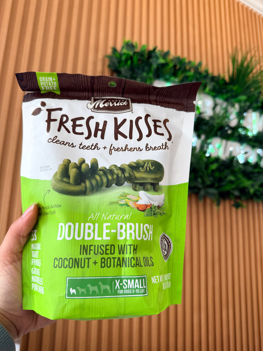 Merrick Fresh Kisses All Natural Dental Treats for Dogs, for x-small dogs 5-15 Lbs, 33 ct