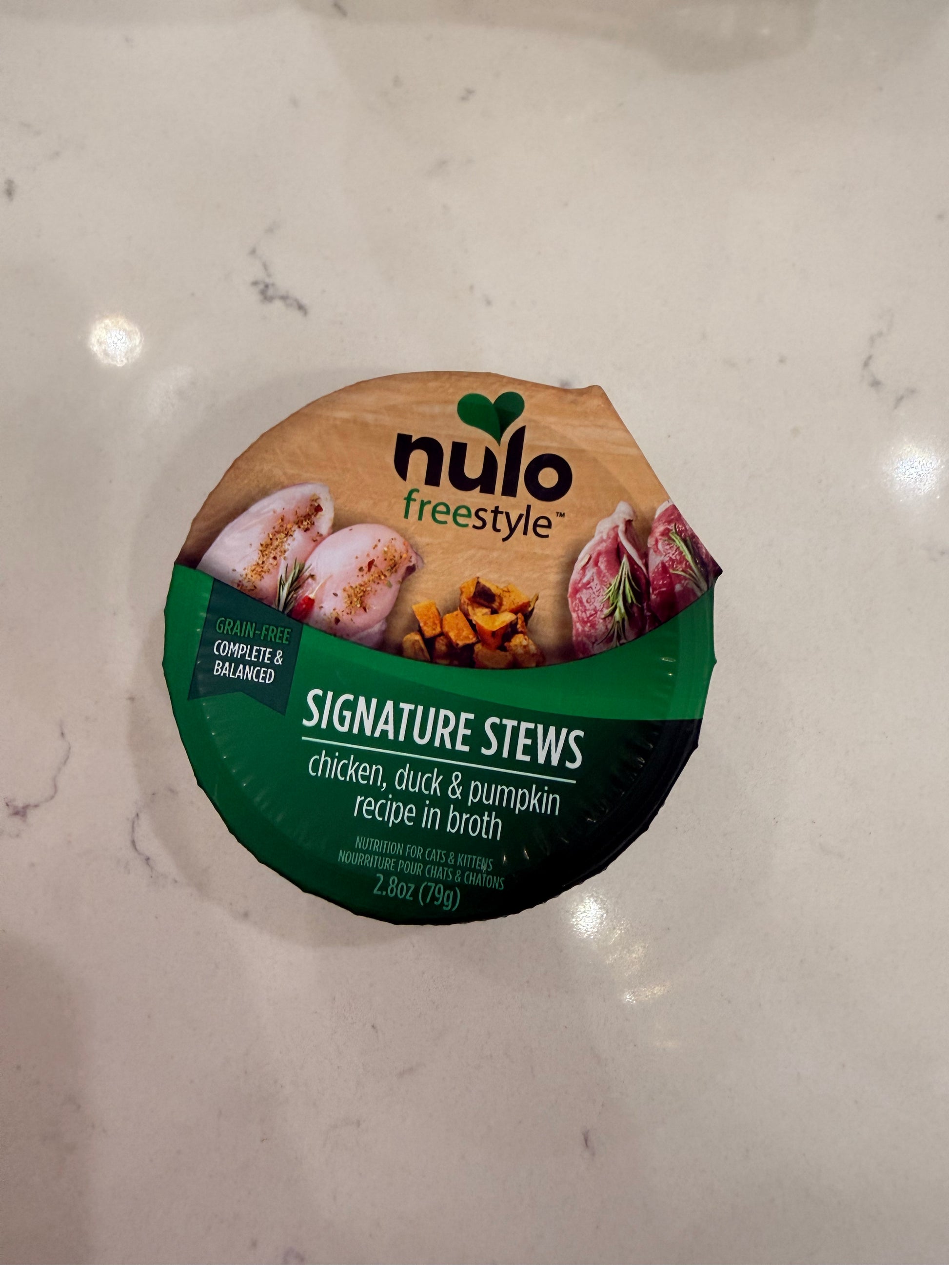 Kittens and Cats Nulo Freestyle Signatures Stews for cats & kittens - chicken, duck & pumpkin recipe in broth