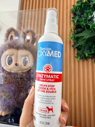 Oxymed Enzymatic Paw Spray for dogs, helps stop odor & itch at the source, 8 oz